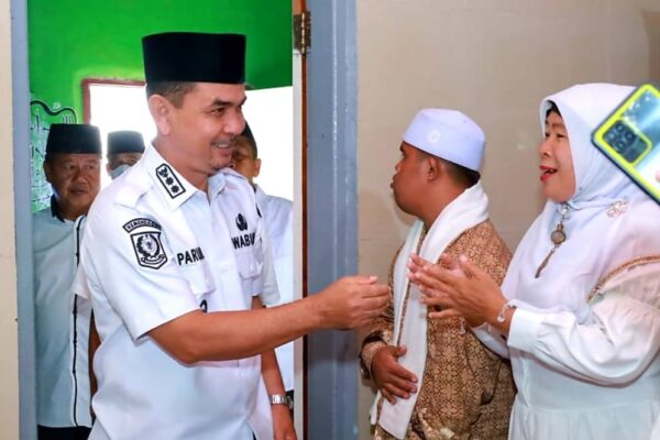 Wakil Bupati Pasaman Apresiasi Wirid Bulanan Rawiya sebagai Wadah Silaturahmi dan Penguatan Iman Wakil Bupati Pasaman Apresiasi Wirid Bulanan Rawiya sebagai Wadah Silaturahmi dan Penguatan Iman
