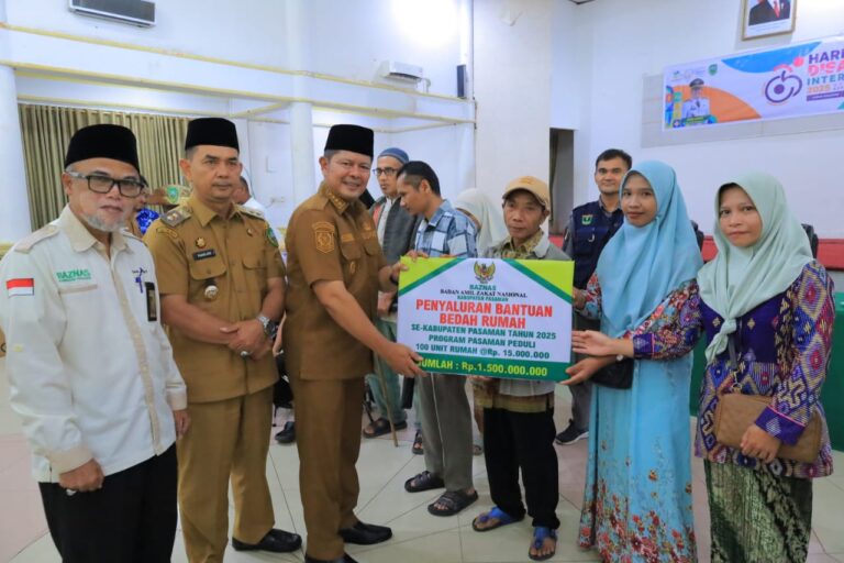 Bupati Welly Luncurkan Bantuan 100 RTLH 2025