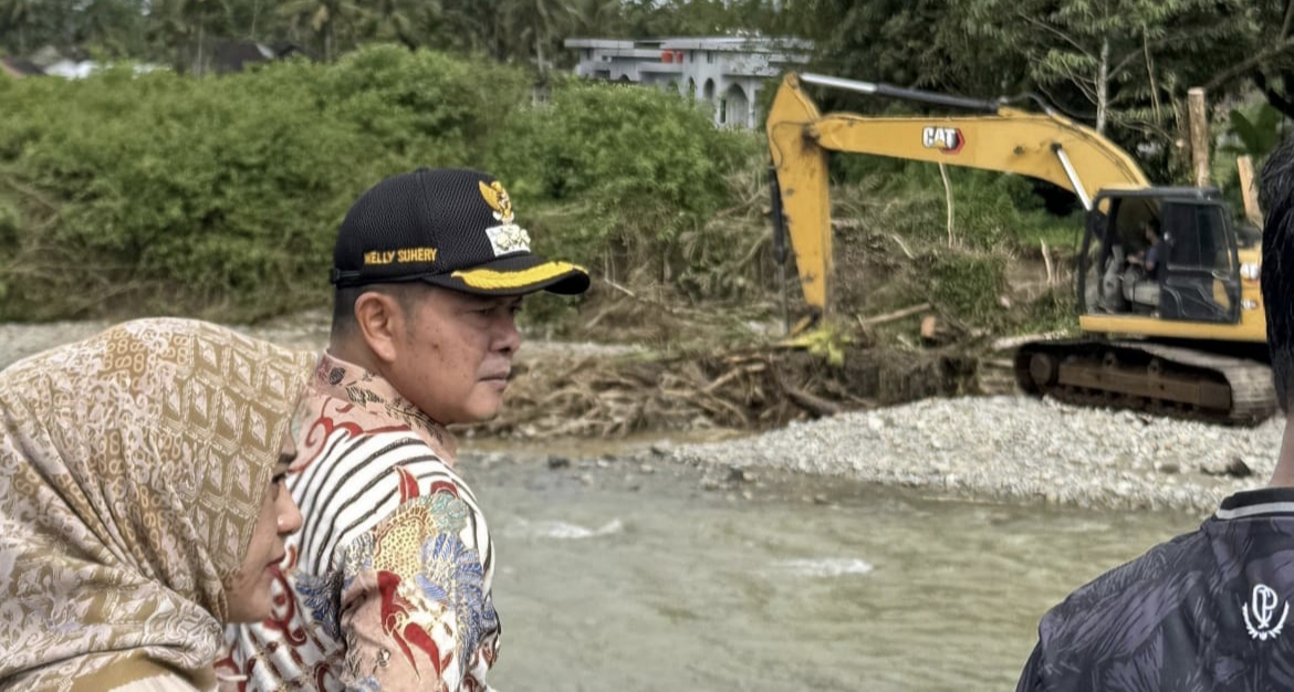 Bupati Pasaman Welly Suhery