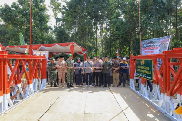 Jembatan Bailey Sungai Lasi Pasaman