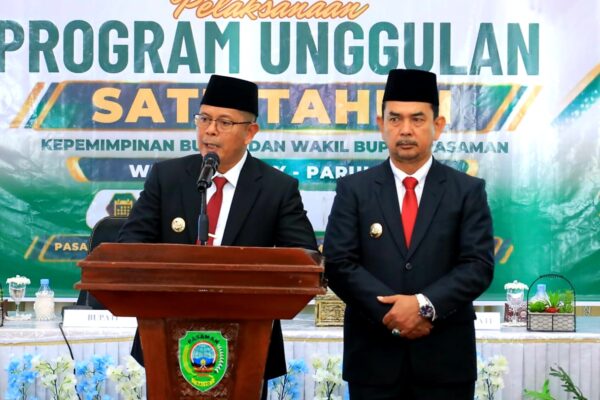 Bupati Welly Suhery dan Wakil Bupati Parulian memimpin rapat OPD Pemerintah Kabupaten Pasaman