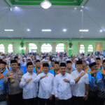 Pelepasan CJH Kloter 10 Pasaman oleh Bupati Welly Suhery di Islamic Center Caption: Bupati Pasaman Welly Suhery melepas 193 CJH Kloter 10 menuju Embarkasi Padang, Minggu (3/5/2026)