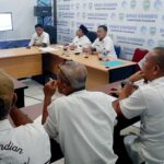 Rapat koordinasi penguatan PPID Diskominfo Kabupaten Pasaman di Ruang Media Center, Rabu 10 Juni 2026