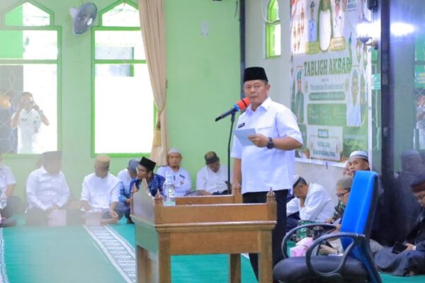 Bupati Pasaman Welly Suhery menghadiri Tabligh Akbar 1448 Hijriah.