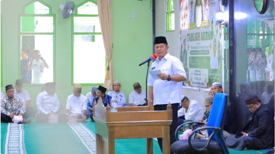 Bupati Pasaman Welly Suhery menghadiri Tabligh Akbar 1448 Hijriah.