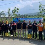 Bupati Pasaman mengikuti Program Kali Bersih di Sungai Panapa