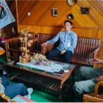 Koordinasi Kepala Dinas Parporabud Pasaman Ahdi Susanto dengan Kepala KPHL Pasaman Terra Dharma membahas pengembangan ekowisata.