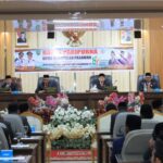 Bupati Welly Suhery menghadiri rapat paripurna Hari Jadi ke-81 Kabupaten Pasaman bersama jajaran DPRD dan perwakilan Pemerintah Provinsi Sumatera Barat.